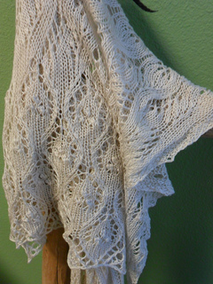 Purlescence_lace_shawl_small2