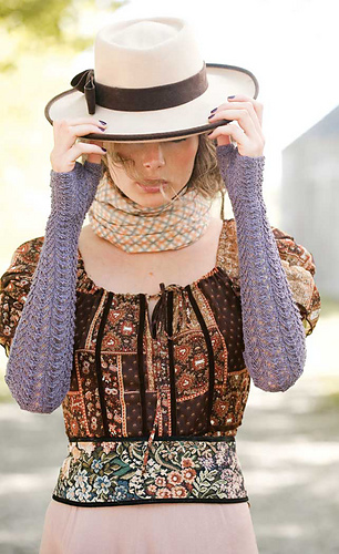 Vk_fall_2010_ethereal_girl_lace_gloves_14_official_medium