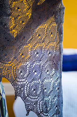 Fountain-pen-shawl-3_medium