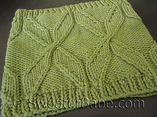 Chunky_lattice_cowl2_500_small2