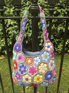 African_flower_bag_8898_small2