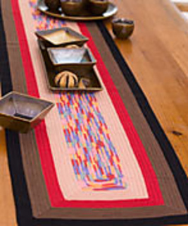 Square_on_square_table_runner_small2