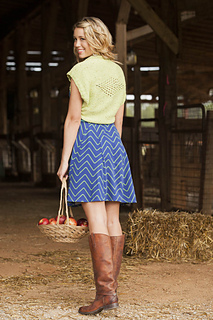 Ravelry_barn_door_shrug_adult_small2
