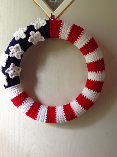 Ravelry: American Flag Wreath pattern by Kara Gunza