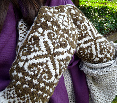 West_at_heart_-np_-_mittens_small