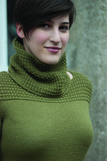 Pullover_with_cowl__38_of_48__small2