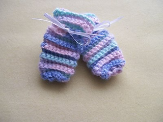 Ravelry: Care Wear Preemie Mittens pattern by Care Wear