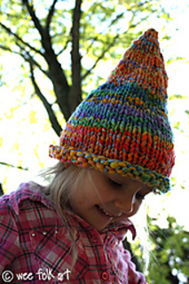 Pointed-pixie-hat1_small2