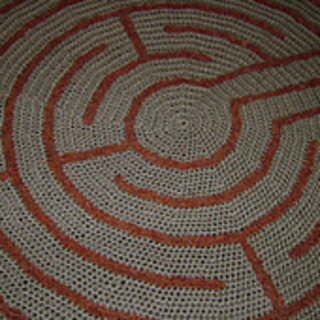 Chartres_close_up_1_small2