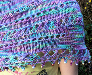 Shawl_close_up_1_small2