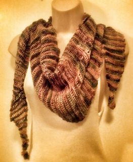 Kaleidoscope_scarf_portrait_3_small2