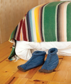 Knittingfromthecenterout_p52_lores_small2