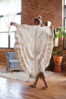 Knittingfromthecenterout_p89_lores_small2
