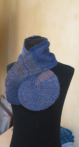 Escargot_scarf3_medium