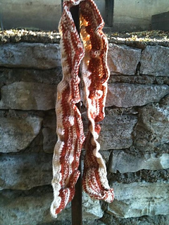 Ravelry: Bacon Scarf pattern by Wendy Smalley