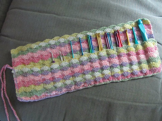 Hook_pouch_small2