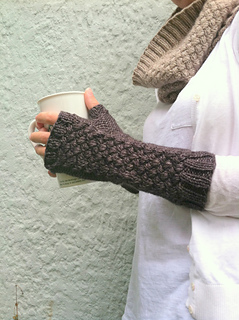 Basketcase_mitts_3_small2