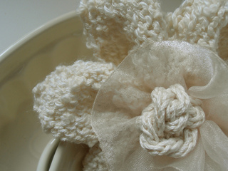 Creamflower1_small2