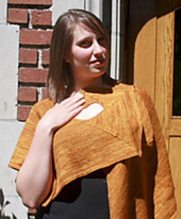 Gold_tri_shawl_t3_small2