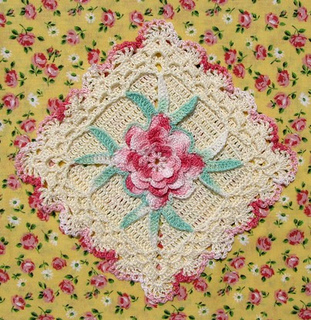 10_rose_centered_square_small2