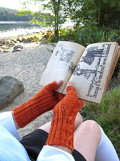 Fiery_searcher_thumb_gusset__palm_75_small2