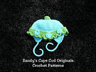 Polka_dot_hat_small2