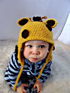 Giraffe_helmet_hat_8_small2