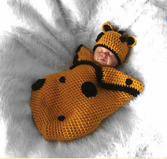 Giraffe_cocoon_3_small