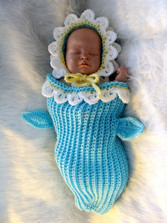 Daisy_cocoon_2_small2