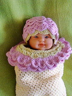 Pretty_posey_doll2_small2