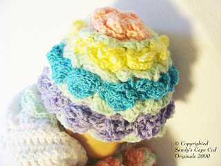 122_hat_small2
