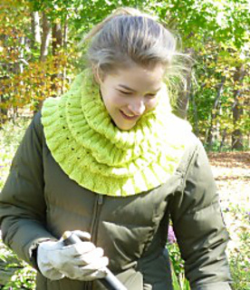 Cowl_ruffle_lace_026a_small2