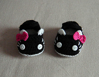 Kitty_mary_janes-craftsy_small2