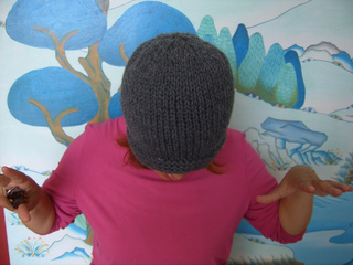 Compassioknitter-simplicity_hat_013_small2