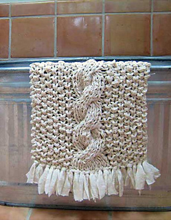 Rag-bathmat-hanging-140420_small2