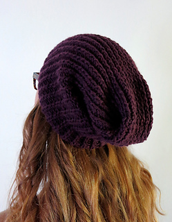 Slouchy_hat-model-back_small2
