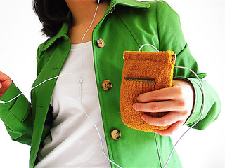 Iphone_case_with_internal_hex_frame_small2