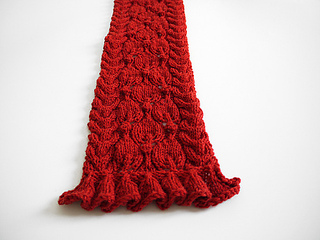 Frilled_city_scarf_1_small2