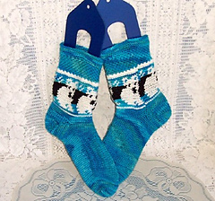 Icebearsocks2_small