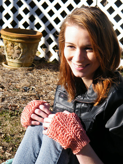 Lucia_mitts2_small2