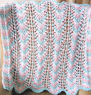 Rippling_waves_baby_blanket_tricolor_full_fix_small2