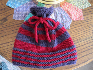Woodsy_baby_hat_red_purple_1_small2