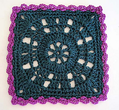 Vintage_wheel_square_teal_violet_single_small