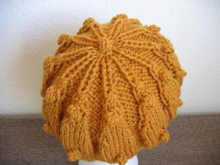 Acorn_hat_back_indoors_small2