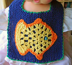 Fishy_bib_2_small