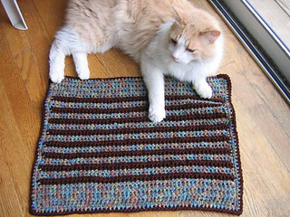 Cushy_pet_pad_stripe_andrew_window_small2