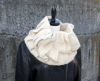 Nest_cowl_3_web_small2