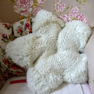 Cushion9_small2