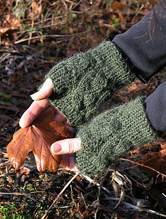 570_90_yd_mitts_small2