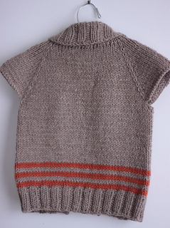 Arlo_backdetail_small2